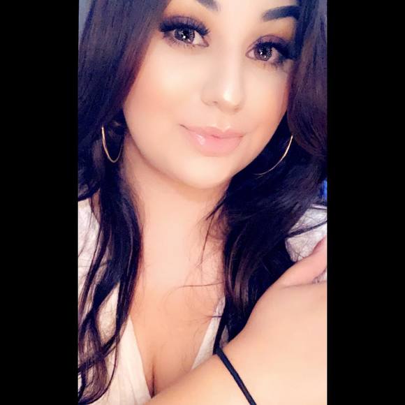 Meet your Posher, Alexandrea - Picture 1 of 1